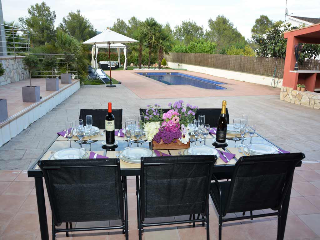 villa in Sitges with external dinning room.