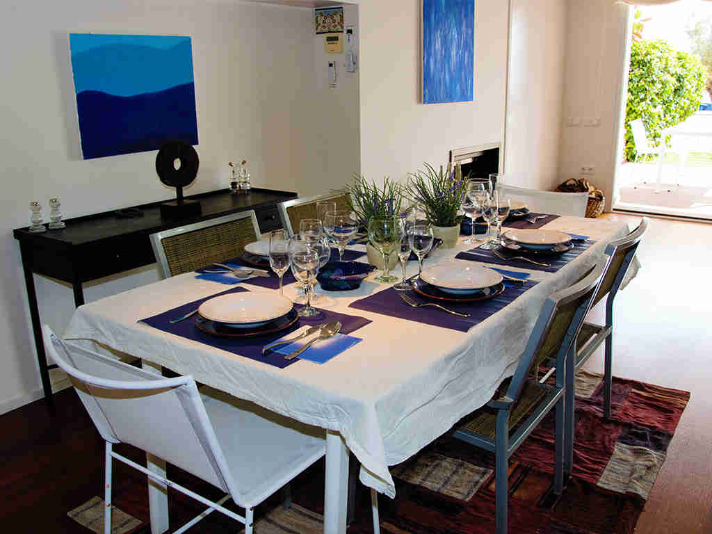 sitges apartments with pool and dining room for 8
