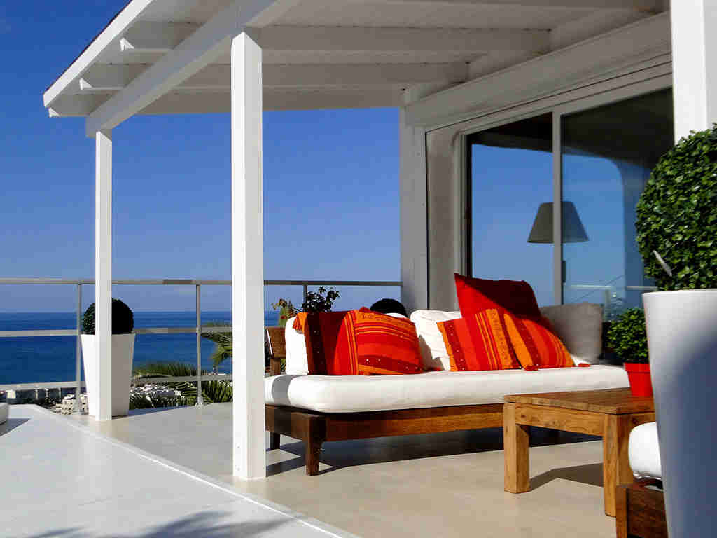 holiday sitges villas with views over the sea