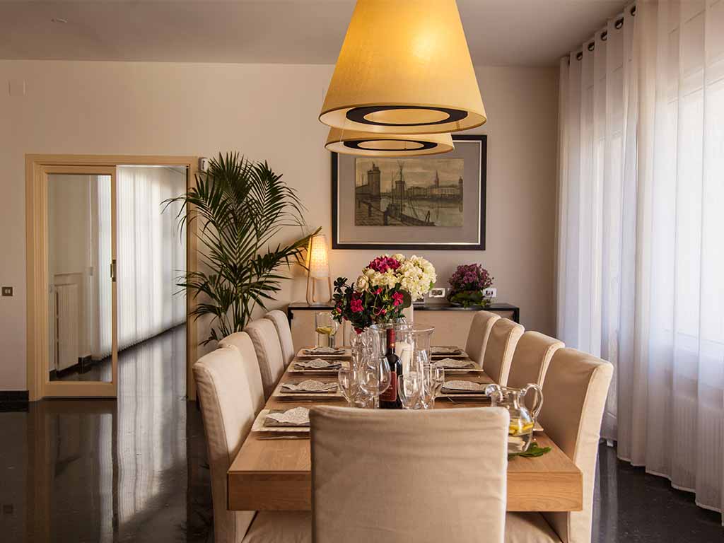 Sitges luxury villas indoor dining room