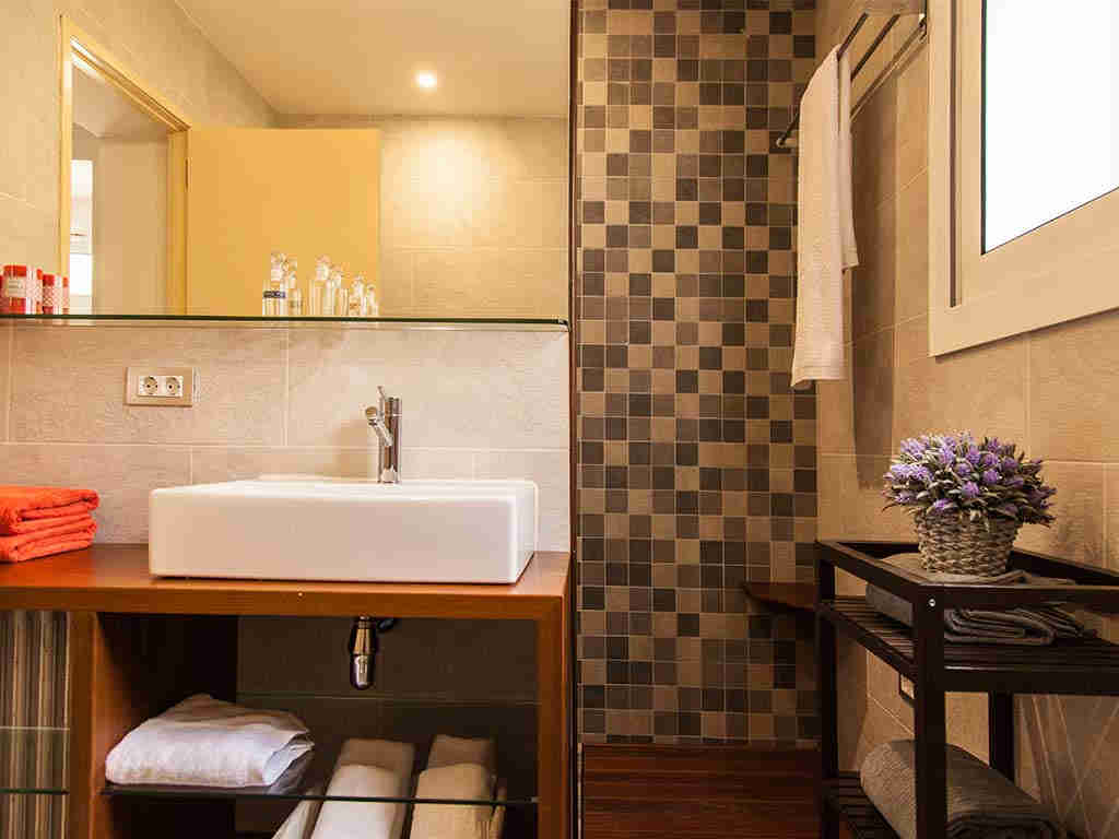 Sitges luxury villas bathroom